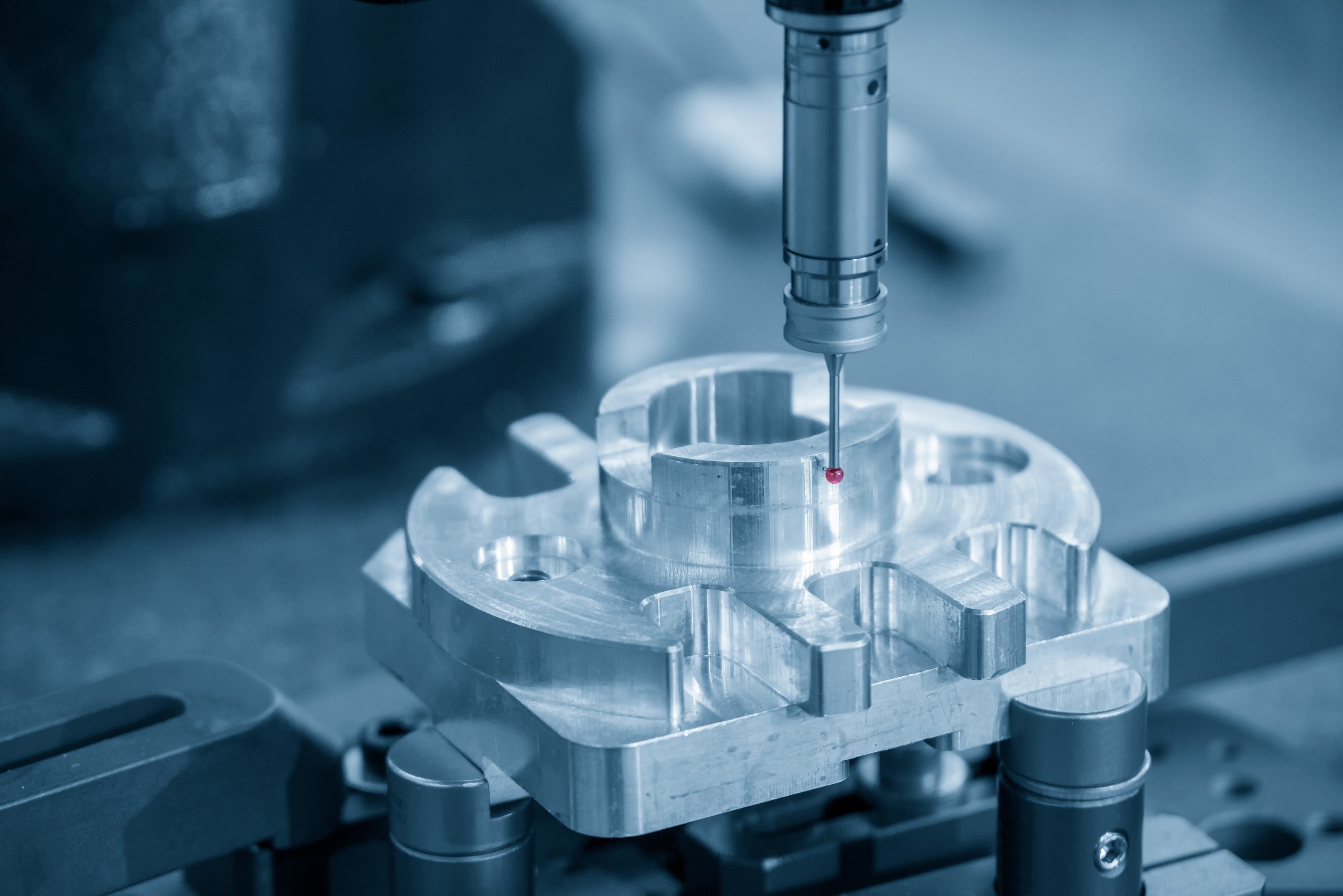 The Coordinate Measuring Machine,CMM machine measure the alumini